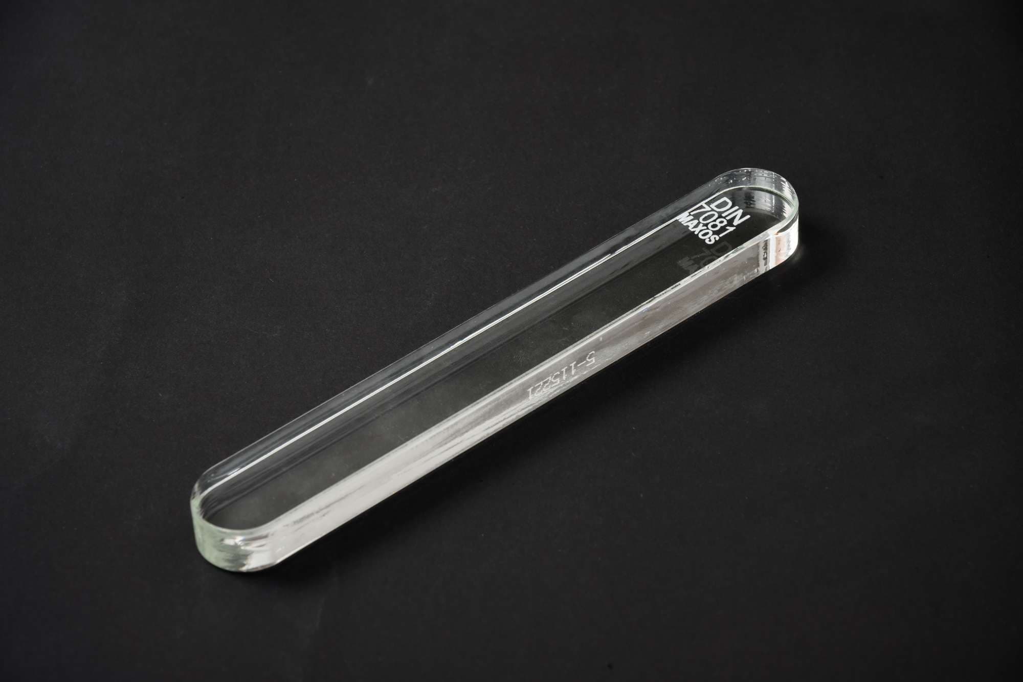 Transparentna stakla